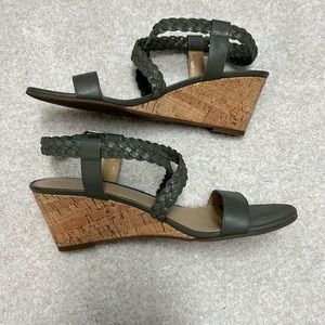 Talbots wedges in army green. Size 7.5